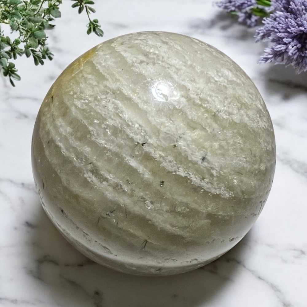 Thousand Layer‎ Quartz Lodolite Mini Sphere Marble Meditation Healing Stone